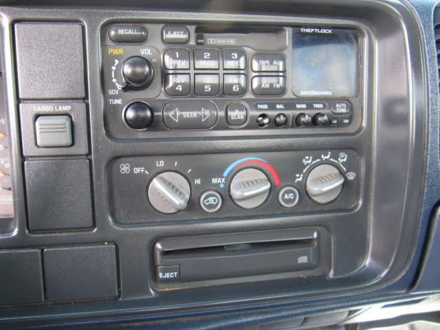 Chevrolet K2500 1998 photo 5