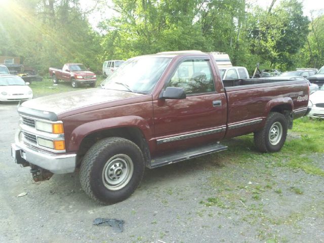 Chevrolet K2500 Lariat - Crew Cab 4x4 Cap Pickup Truck