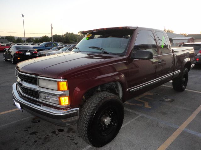 Chevrolet K2500 1998 photo 2