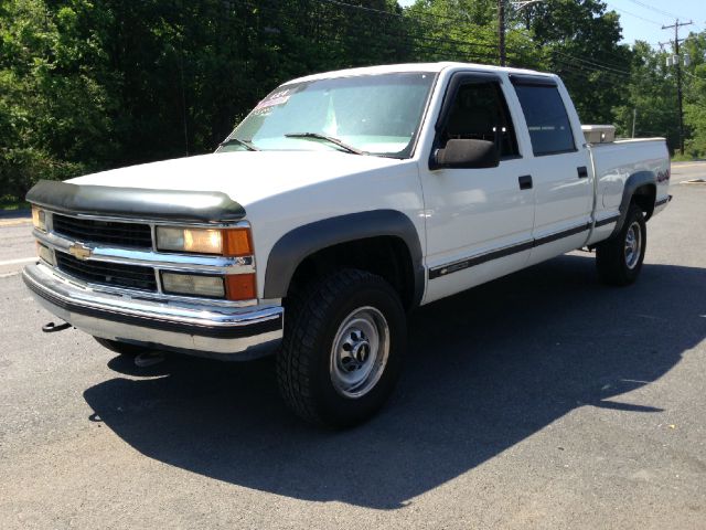 Chevrolet K2500 1999 photo 2