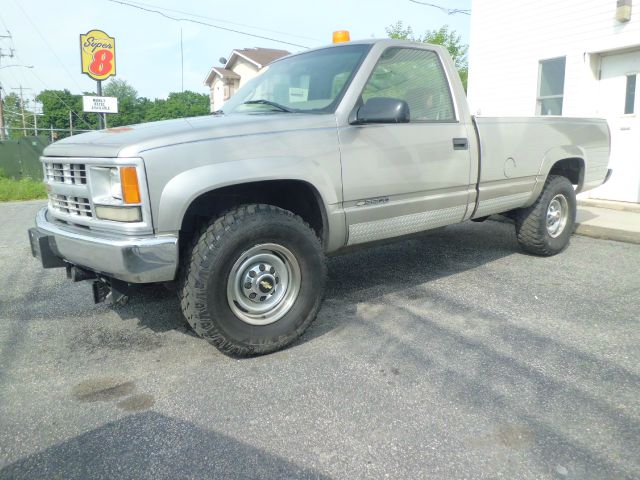 Chevrolet K2500 2000 photo 2