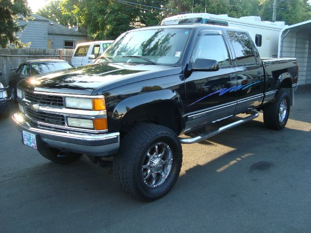 Chevrolet K2500 2000 photo 2