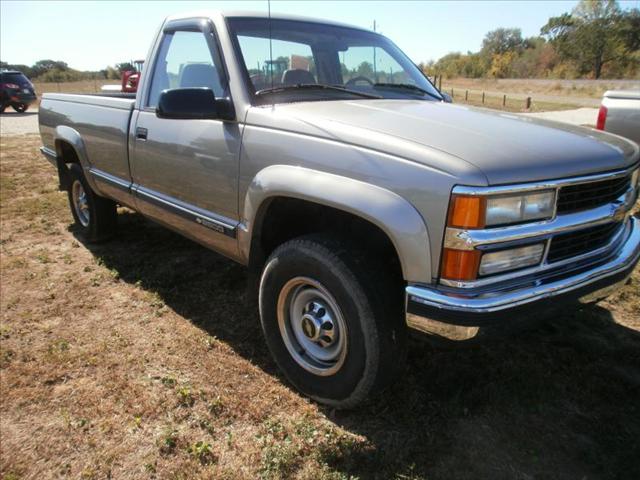 Chevrolet K2500 2000 photo 2