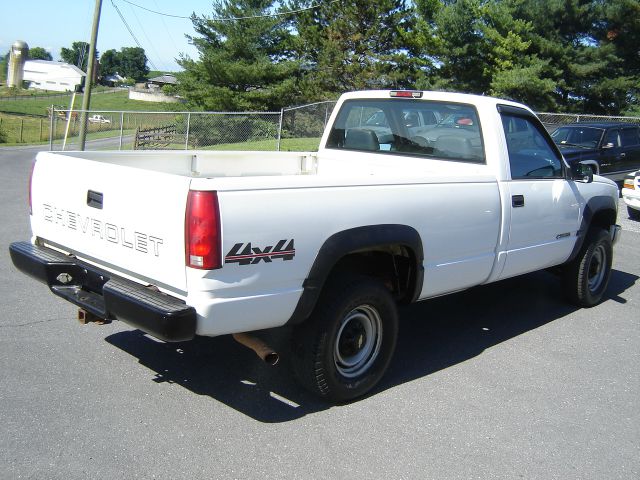 Chevrolet K2500 2000 photo 2