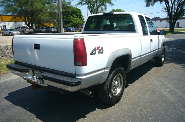 Chevrolet K2500 2000 photo 1