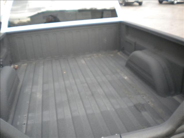 Chevrolet K2500 2004 photo 4