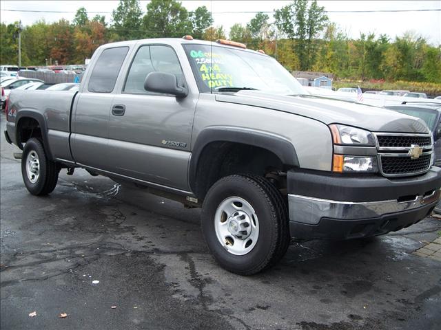 Chevrolet K2500 AWD Cargo Pickup