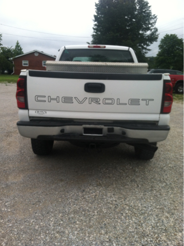 Chevrolet K2500 2006 photo 4