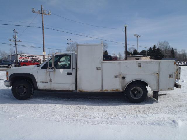 Chevrolet K3500 BASE 15 Pickup