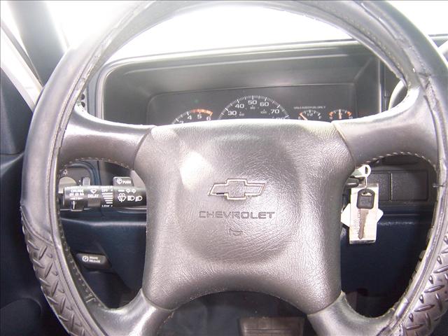 Chevrolet K3500 1996 photo 2