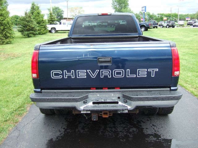 Chevrolet K3500 1999 photo 10