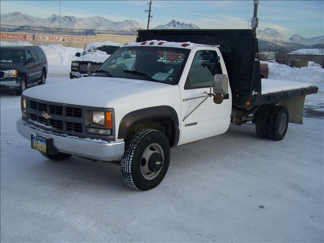 Chevrolet K3500 Base Pickup