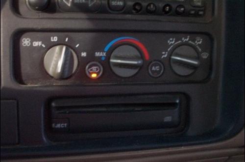 Chevrolet K3500 2000 photo 2