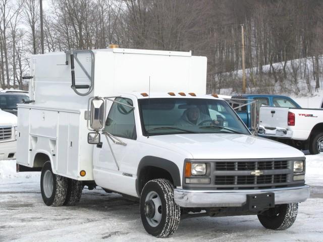 Chevrolet K3500 BASE 15 Utility Truck