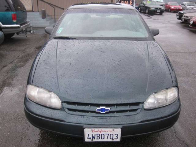 Chevrolet Lumina Base Sedan