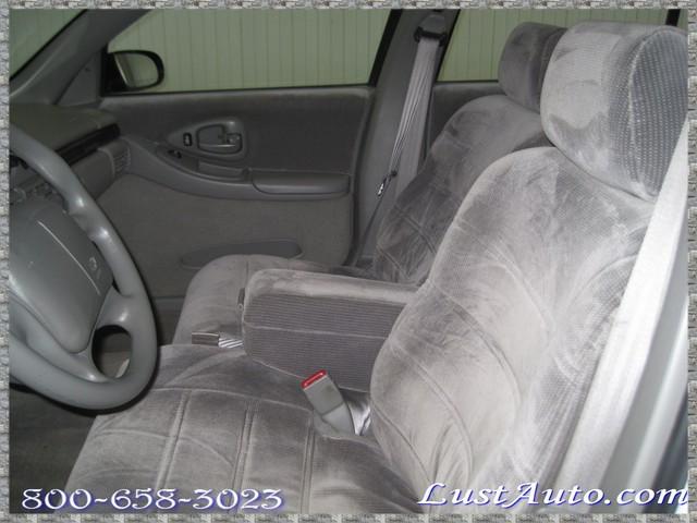 Chevrolet Lumina 1995 photo 2