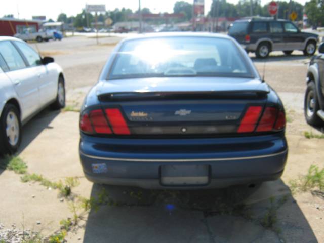 Chevrolet Lumina 1995 photo 2