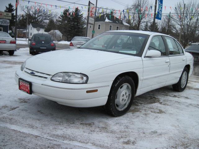 Chevrolet Lumina Touring W/nav.sys Sedan