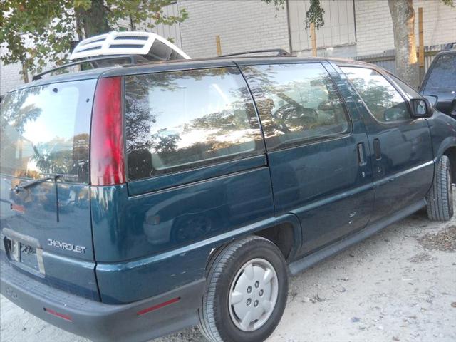 Chevrolet Lumina 1995 photo 2