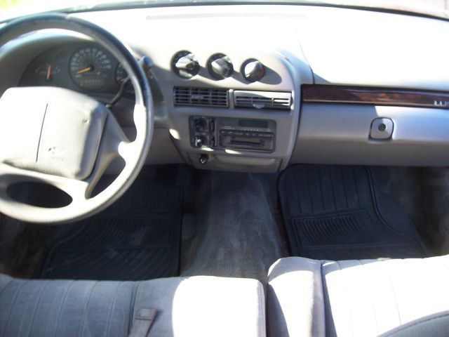 Chevrolet Lumina 1995 photo 2