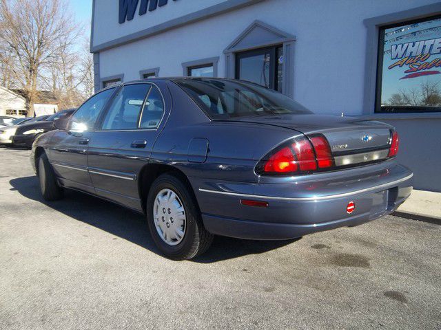 Chevrolet Lumina 1997 photo 2