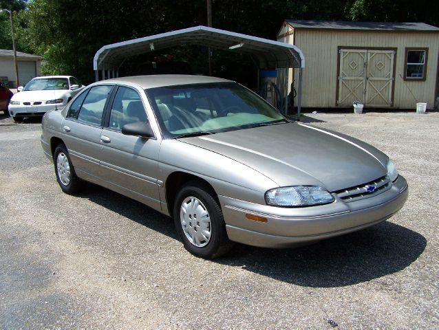 Chevrolet Lumina Touring W/nav.sys Sedan