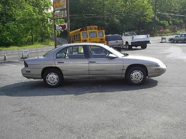 Chevrolet Lumina 1999 photo 1