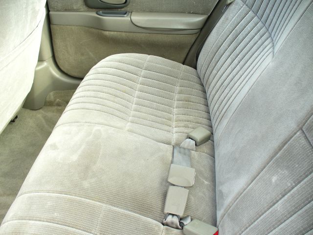 Chevrolet Lumina 2000 photo 2