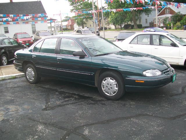 Chevrolet Lumina 2001 photo 0