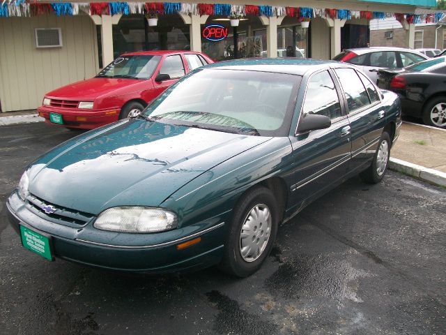 Chevrolet Lumina 2001 photo 1