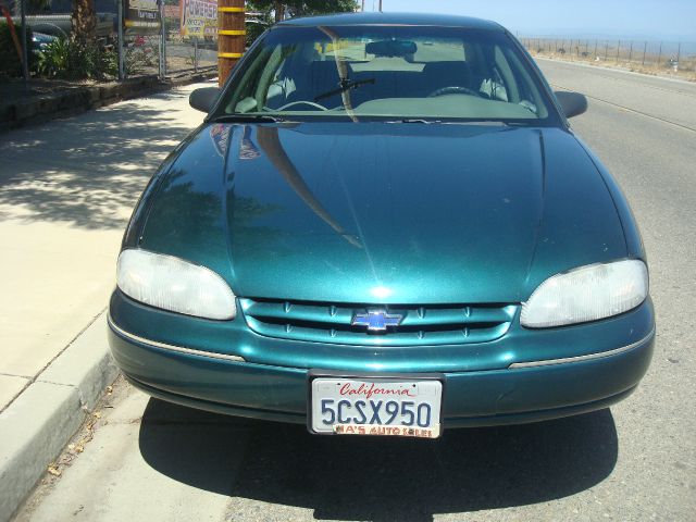Chevrolet Lumina 2001 photo 1