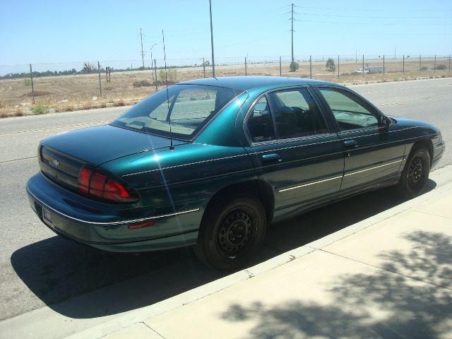 Chevrolet Lumina 2001 photo 2