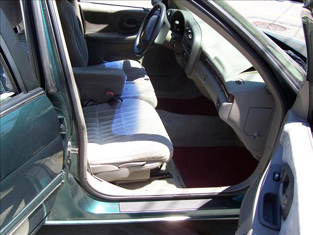 Chevrolet Lumina 2001 photo 5