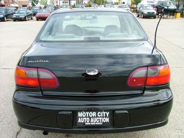 Chevrolet Malibu 1997 photo 1