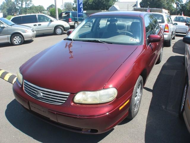 Chevrolet Malibu 1997 photo 2