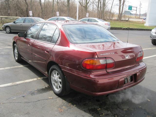 Chevrolet Malibu 1997 photo 4