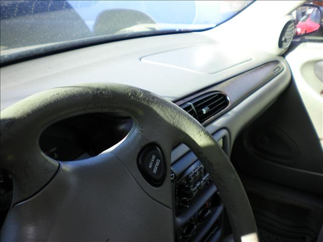 Chevrolet Malibu 1997 photo 2