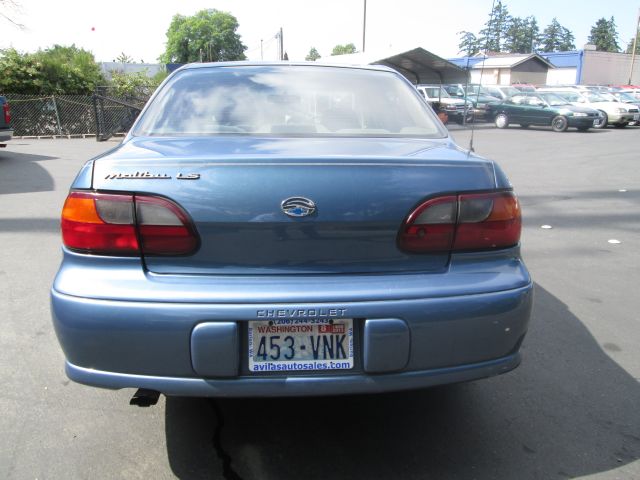 Chevrolet Malibu 1998 photo 2