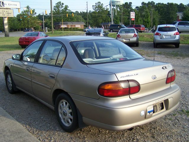 Chevrolet Malibu 1998 photo 1