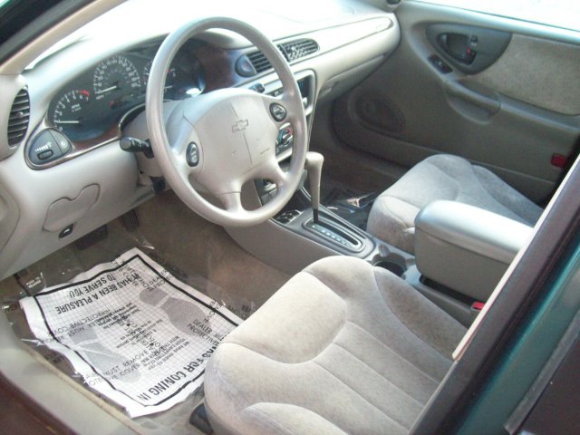 Chevrolet Malibu 1998 photo 1