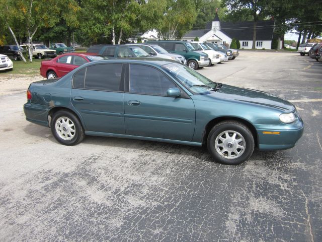Chevrolet Malibu 1998 photo 3