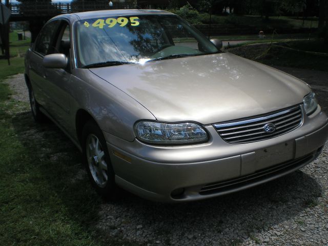 Chevrolet Malibu 1999 photo 1