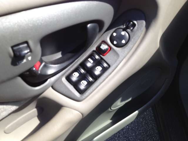 Chevrolet Malibu 1999 photo 1