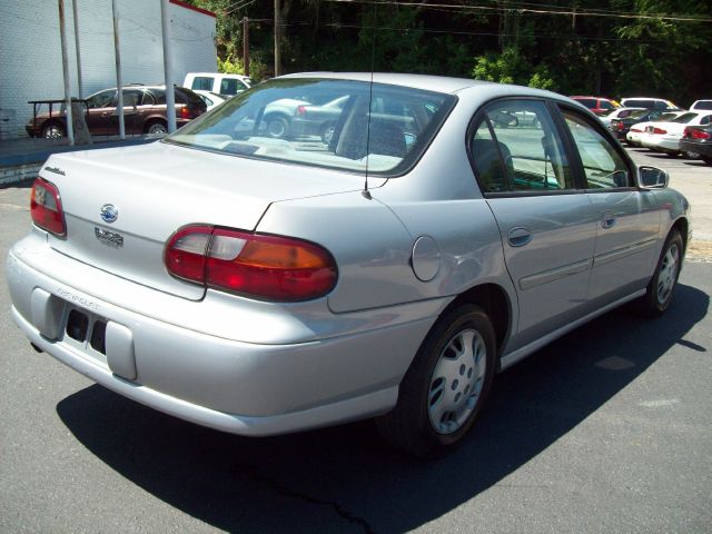 Chevrolet Malibu SE Sedan