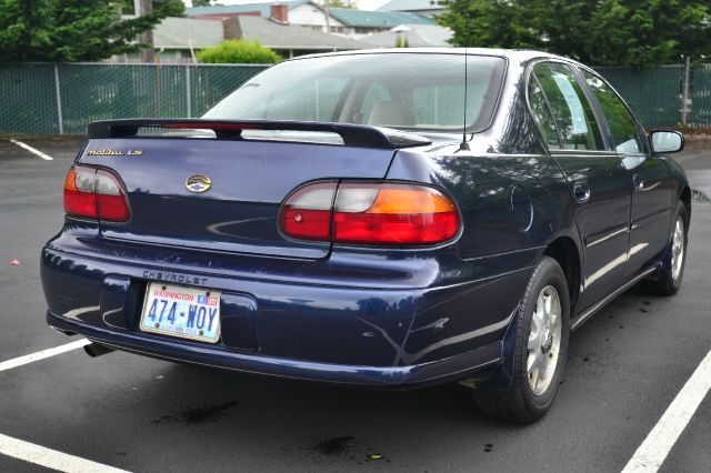 Chevrolet Malibu 1999 photo 3