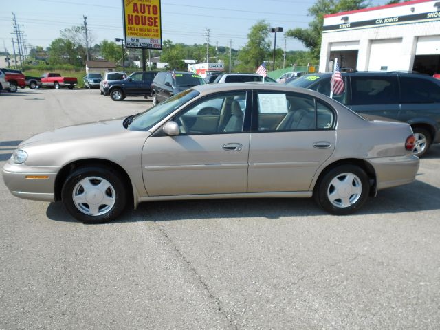 Chevrolet Malibu 2000 photo 4