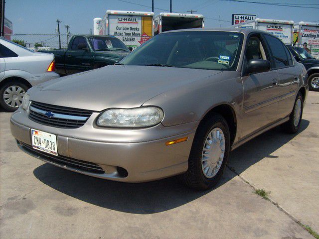 Chevrolet Malibu 2000 photo 3