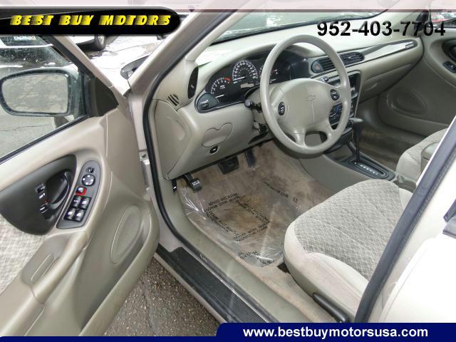 Chevrolet Malibu 2000 photo 4