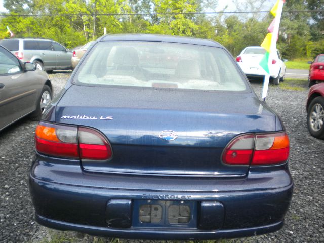 Chevrolet Malibu 2000 photo 4