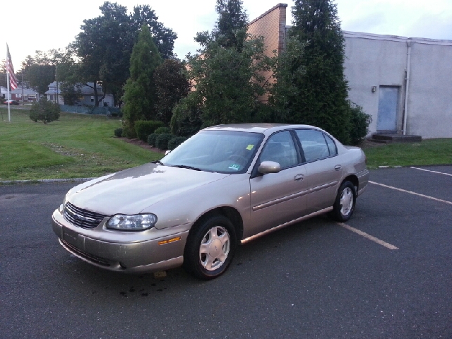 Chevrolet Malibu 2000 photo 4